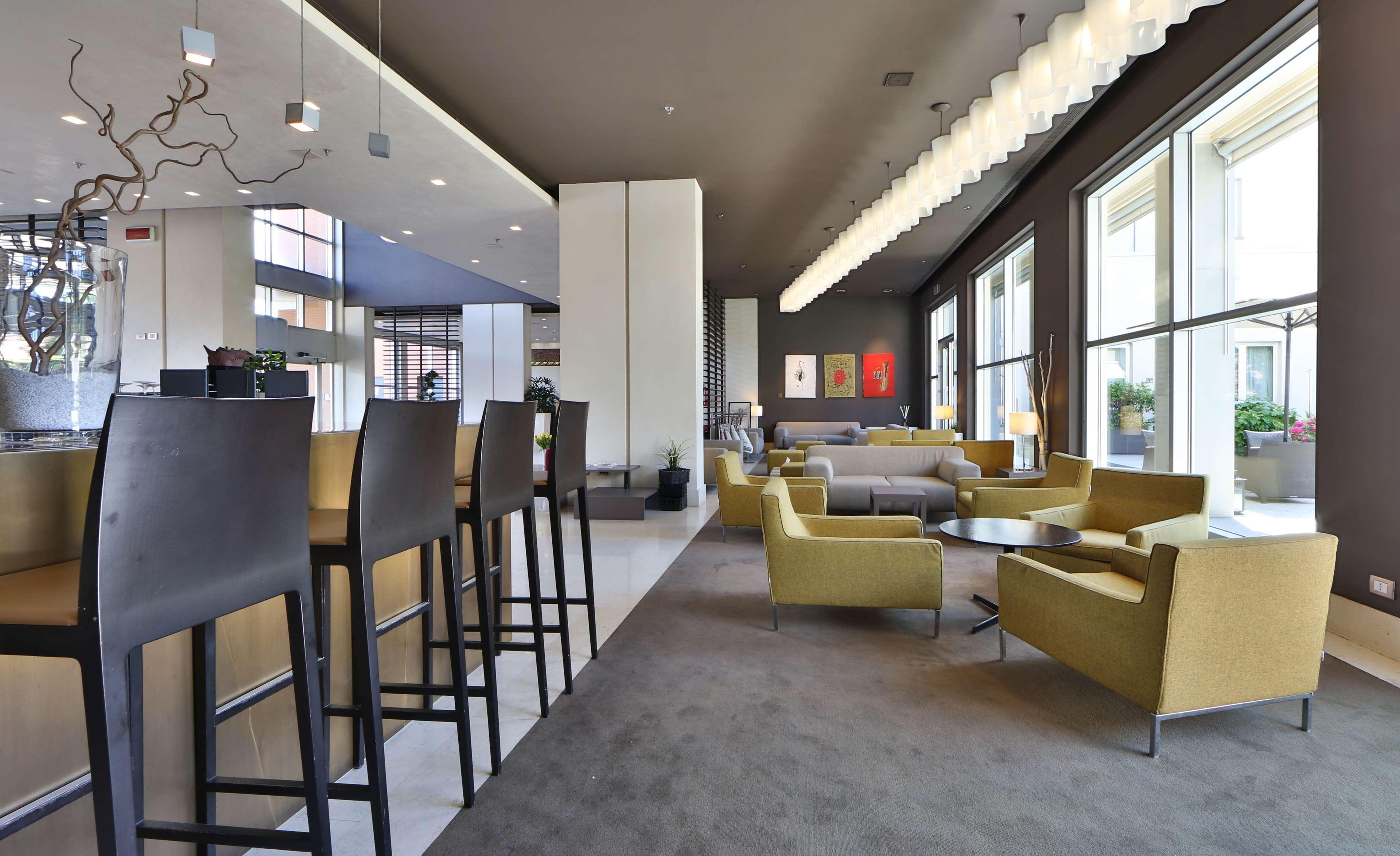 Best Western Plus Hotel Le Favaglie Cornaredo Exterior photo