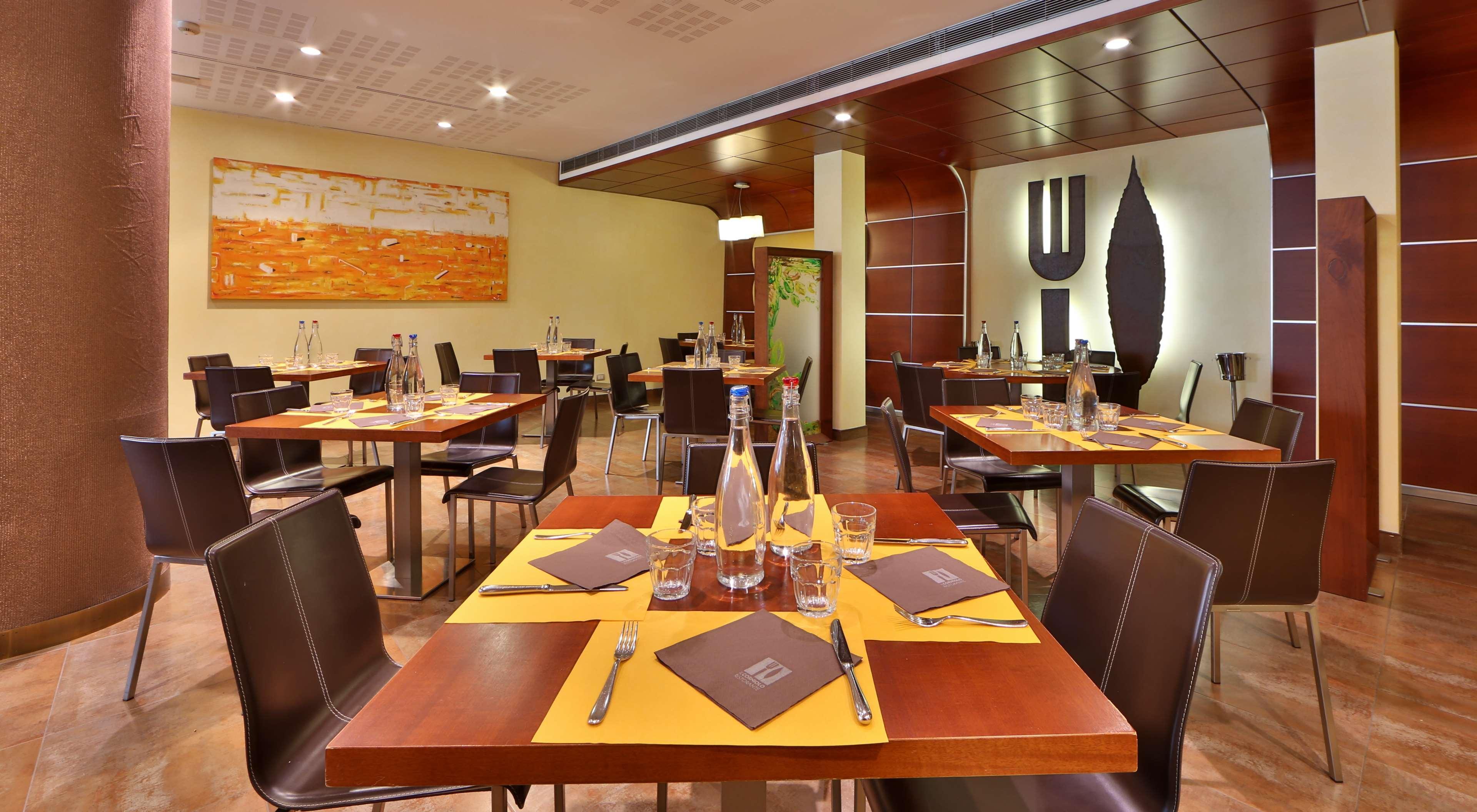 Best Western Plus Hotel Le Favaglie Cornaredo Exterior photo