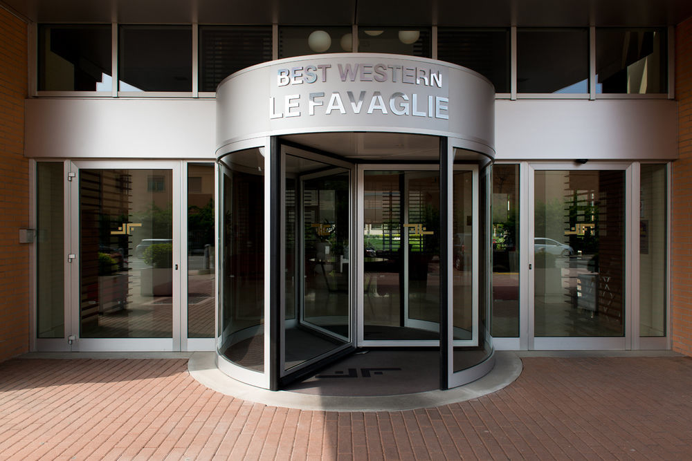 Best Western Plus Hotel Le Favaglie Cornaredo Exterior photo